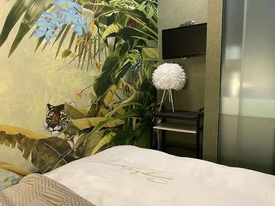 Basic Tek Büyük Yataklı Oda