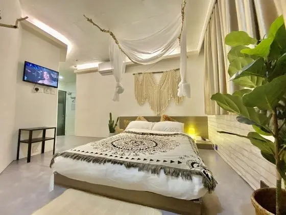 Deluxe Tek Büyük Yataklı Oda