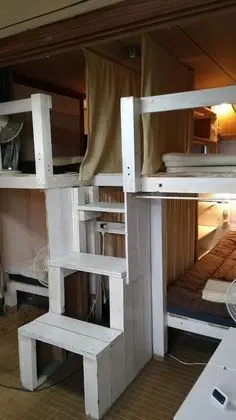 Ortak Ranzalı Oda, Karma Ranzalı Oda (Box Bed)