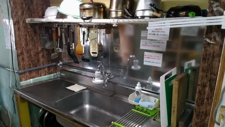 Ortak Ranzalı Oda, Sadece kadınlar için