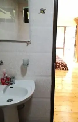 Deluxe Tek Büyük veya İki Ayrı Yataklı Oda, Birden Çok Yatak Odası, Dağ Manzaralı
