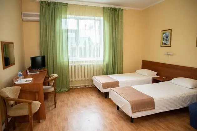 Tek Büyük veya İki Ayrı Yataklı Oda ((Extra bed))