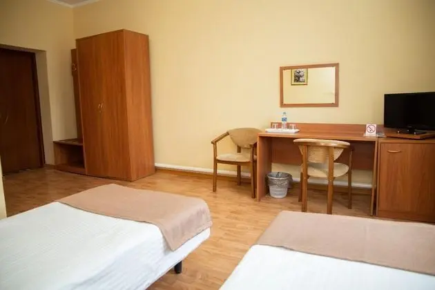 Tek Büyük veya İki Ayrı Yataklı Oda ((Extra bed))