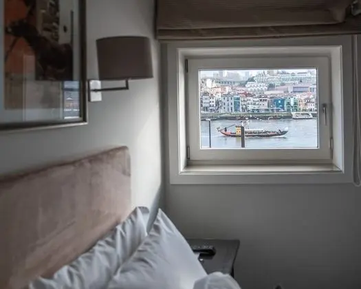 Tek Büyük Yataklı Oda, 1 Çift Kişilik Yatak, Nehir Manzaralı (Room 102)