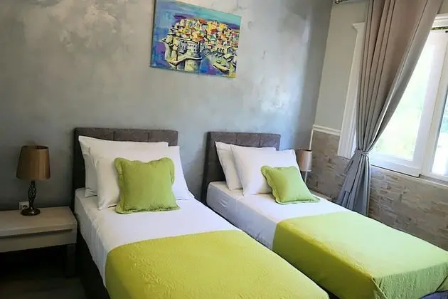 İki Ayrı Yataklı Oda