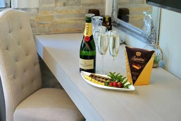 Tek Büyük Yataklı Oda, Balkon