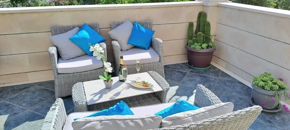 Tek Büyük Yataklı Oda, Balkon