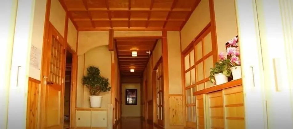 Üç Kişilik Oda