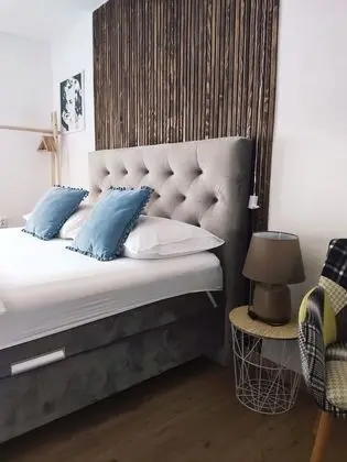 Standard Tek Büyük Yataklı Oda