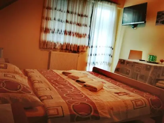 Family Dört Kişilik Oda