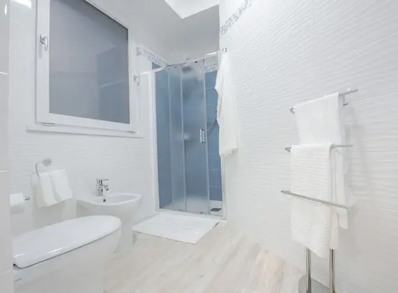 Tek Büyük Yataklı Oda, Özel Banyo (Ginestra)