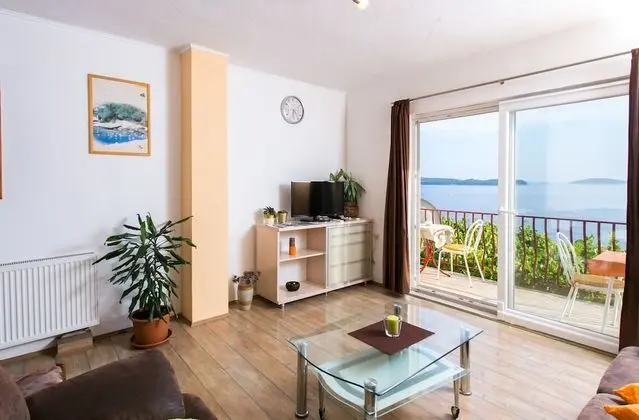 Apart Daire, 2 Yatak Odası, Balkon, Deniz Manzaralı