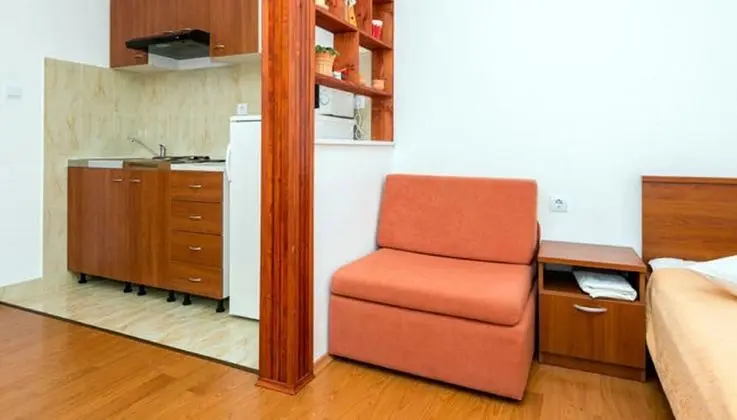 Superior Apart Daire, Deniz Manzaralı