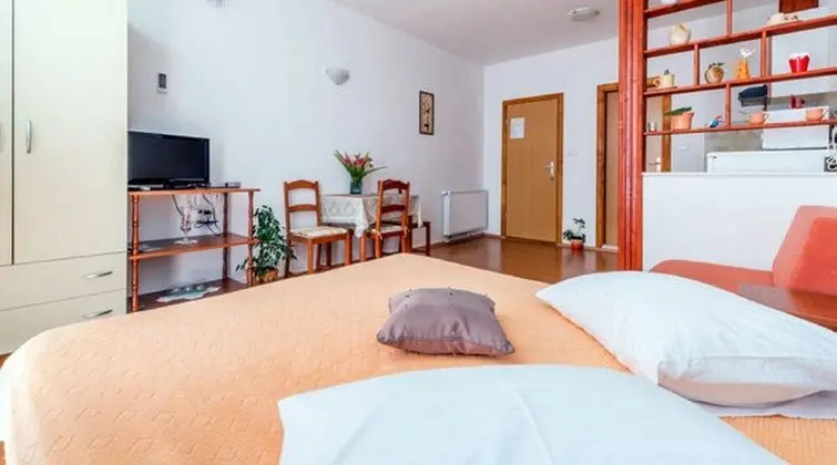 Superior Apart Daire, Deniz Manzaralı