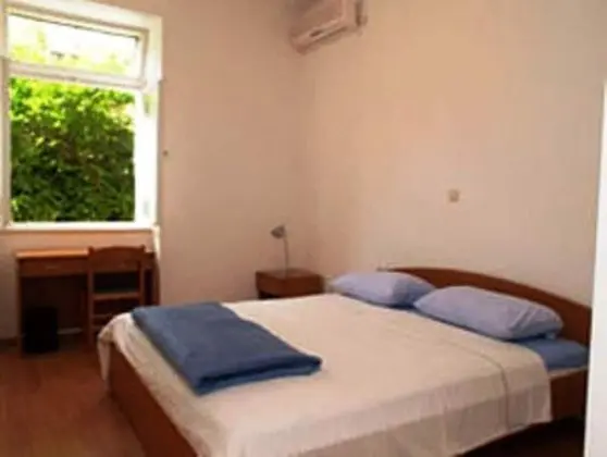 Apart Daire (Three-Bedroom Apartment)