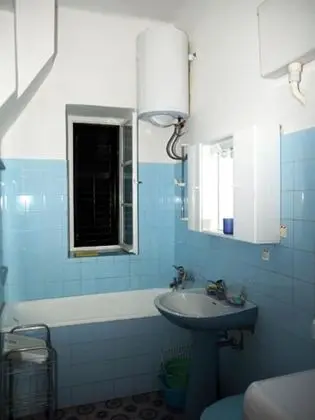 Apart Daire (Three-Bedroom Apartment)