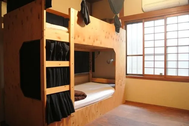 Ortak Ranzalı Oda, Karma Ranzalı Oda (6 Beds)