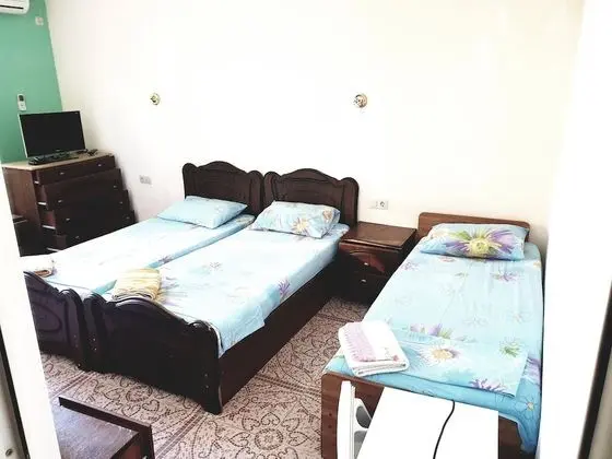 Comfort Tek Büyük veya İki Ayrı Yataklı Oda