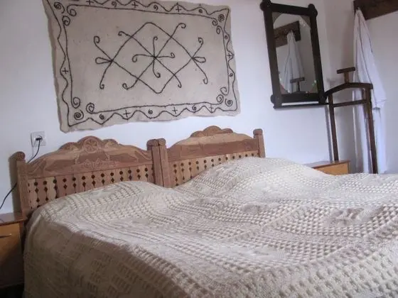 Standard Tek Büyük Yataklı Oda, Ortak Banyo