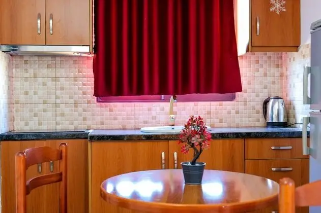 Dört Kişilik Oda, Balkon