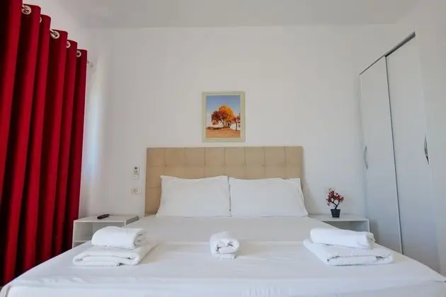 Tek Büyük Yataklı Oda, Balkon