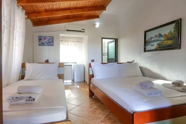 Üç Kişilik Oda, Balkon