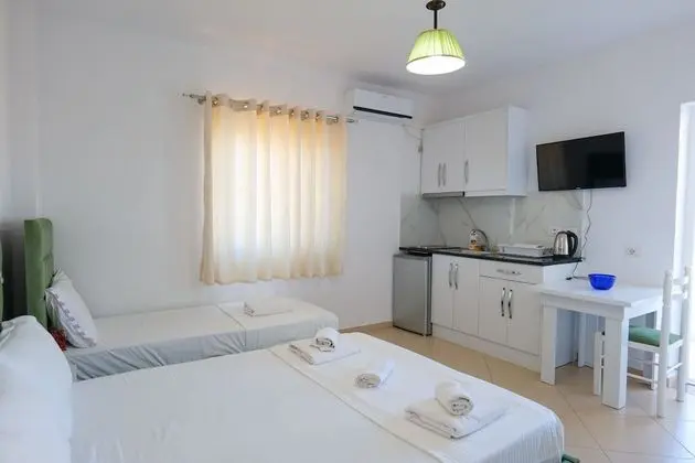 Üç Kişilik Oda, Balkon