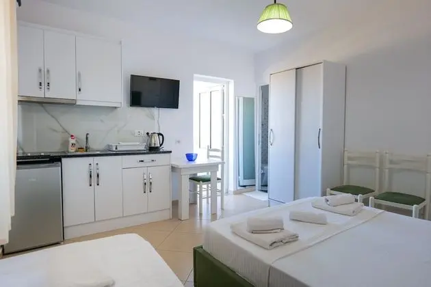 Üç Kişilik Oda, Balkon