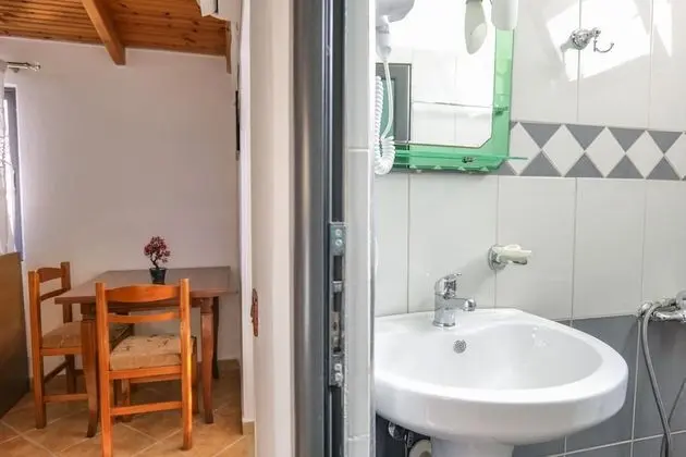 Üç Kişilik Oda, Balkon