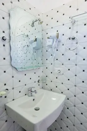 Üç Kişilik Oda, Balkon