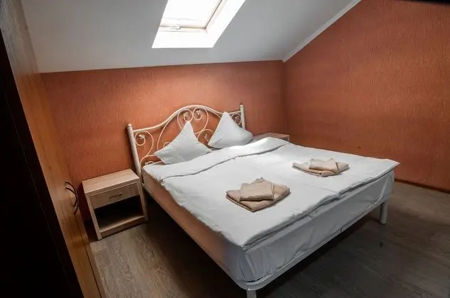 Family Oda, Şehir Manzaralı