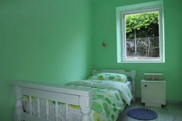 Tek Kişilik Oda, Ortak Banyo