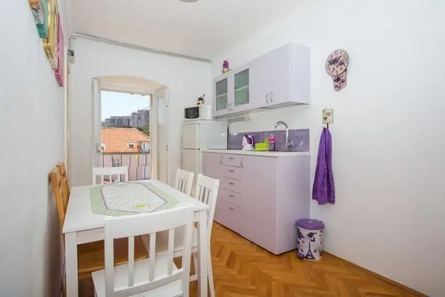 Tek Kişilik Oda, Ortak Banyo