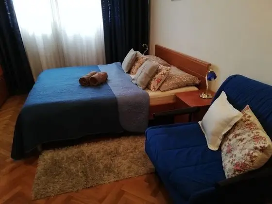 Premium Tek Büyük Yataklı Oda