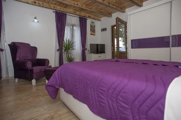 Deluxe Stüdyo, Teras, Havuz Manzaralı