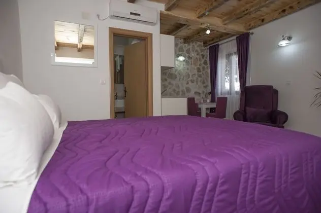 Deluxe Stüdyo, Teras, Havuz Manzaralı