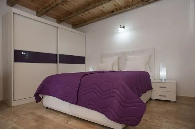 Deluxe Stüdyo, Teras, Havuz Manzaralı