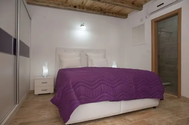 Deluxe Stüdyo, Teras, Havuz Manzaralı