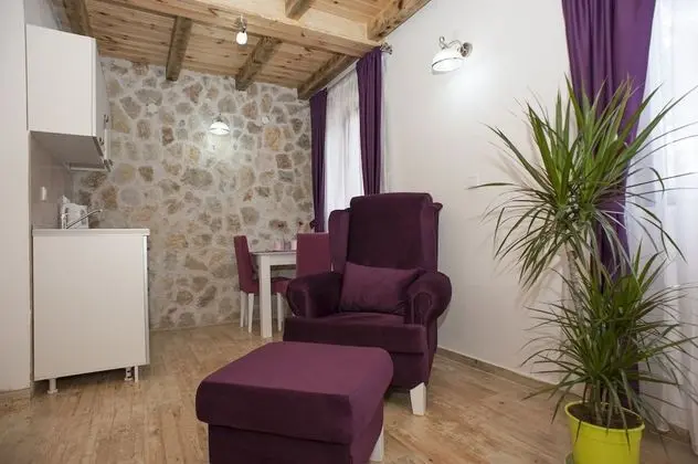 Deluxe Stüdyo, Teras, Havuz Manzaralı