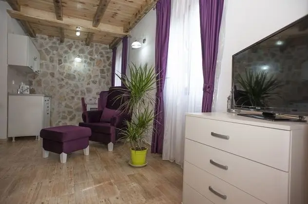 Deluxe Stüdyo, Teras, Havuz Manzaralı