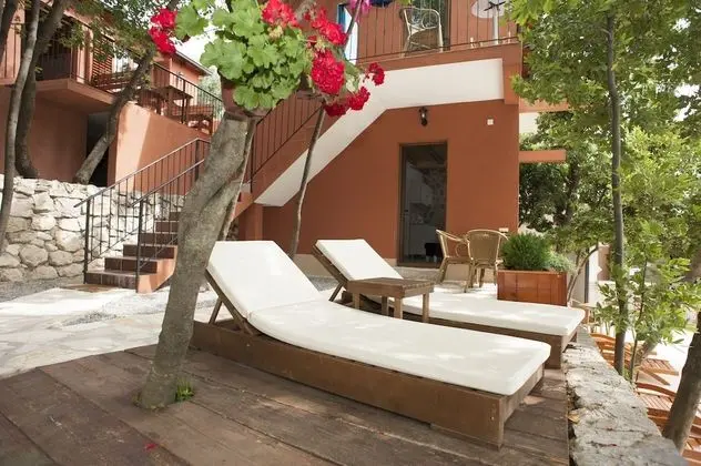 Deluxe Stüdyo, Teras, Havuz Manzaralı