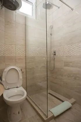 Deluxe Stüdyo, Teras, Havuz Manzaralı