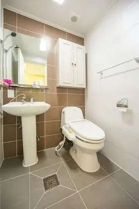 Economy Tek Büyük Yataklı Oda