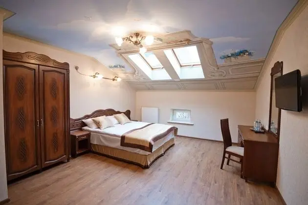 Comfort Tek Büyük veya İki Ayrı Yataklı Oda