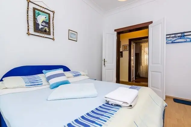 Apart Daire (Two Bedroom Apartment with Garden)