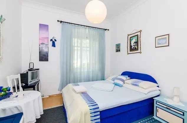 Apart Daire (Two Bedroom Apartment with Garden)