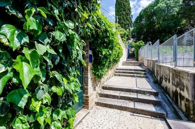 Apart Daire (Two Bedroom Apartment with Garden)