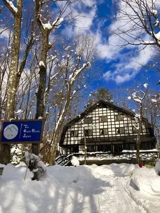 Üç Kişilik Oda