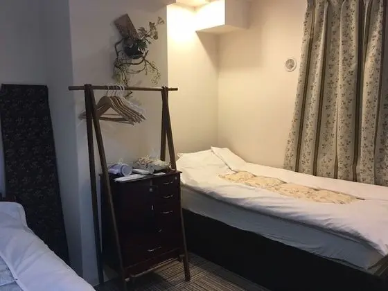 İki Ayrı Yataklı Oda, Sigara İçilmez (Separate type bathroom)