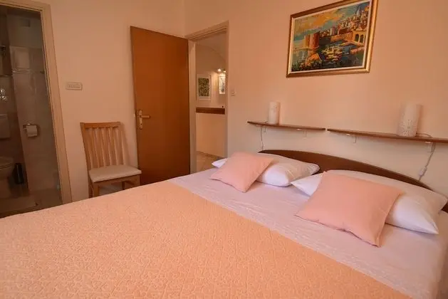 Apart Daire, 2 Yatak Odası, Teras, Bahçe Manzaralı